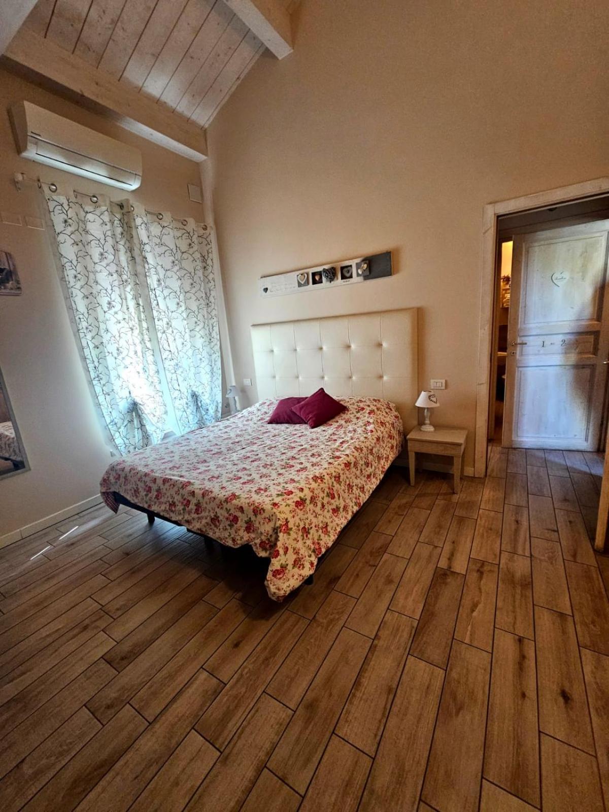 Luna City Ravenna Kültér fotó
