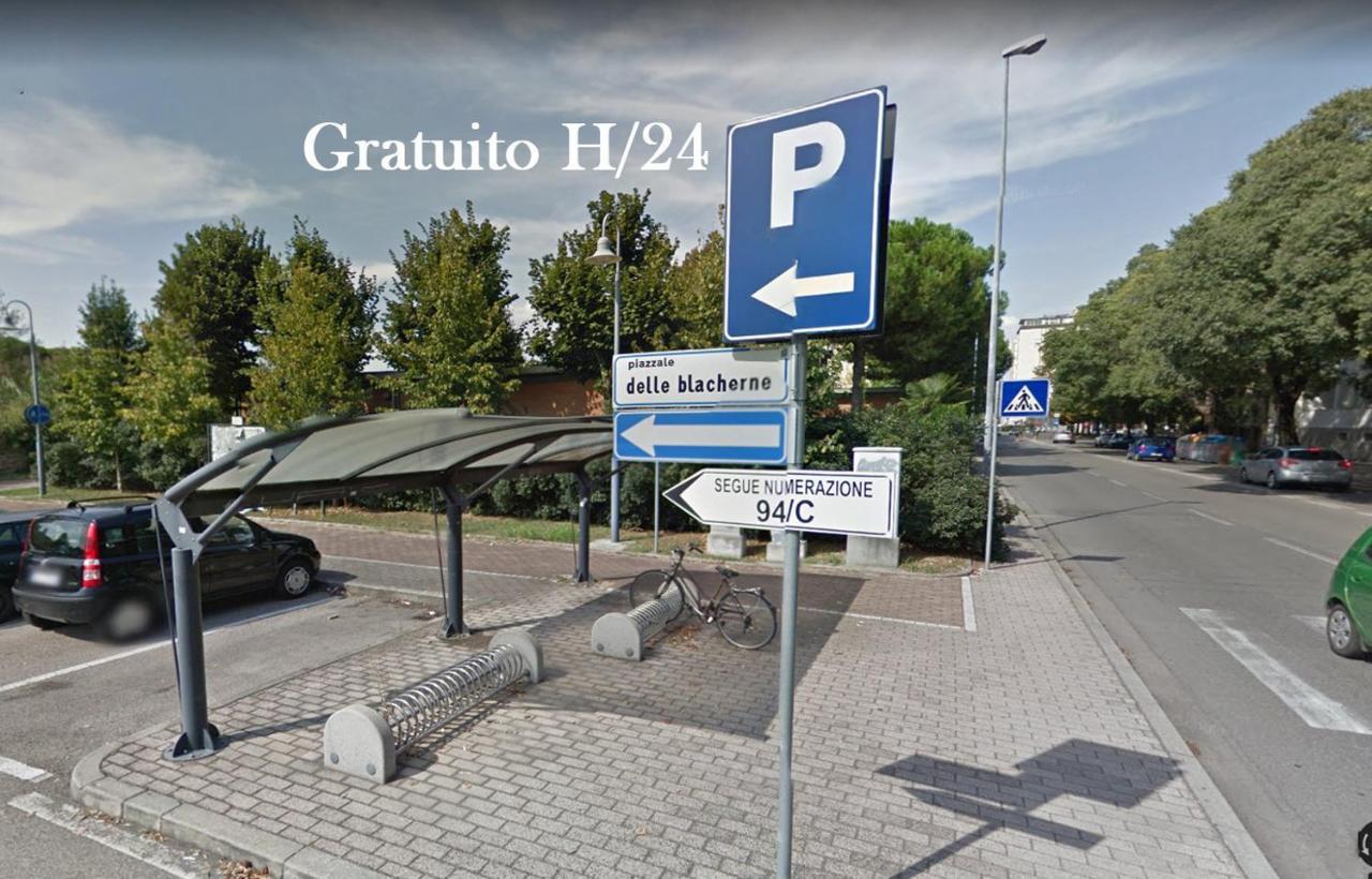 Luna City Ravenna Kültér fotó